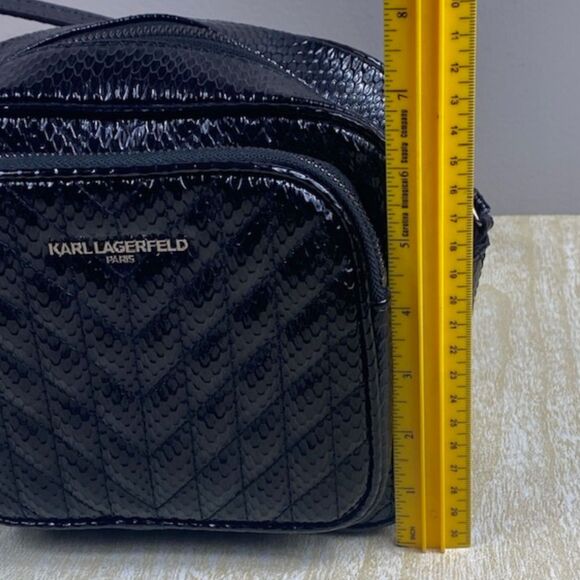 KARL LAGERFELD PARIS GLOSSY BLACK SNAKE CAMERA BAG CROSSBODY PURSE - Picture 11 of 13